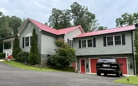 Exterior - 185 Laurel Dr, Fancy Gap, VA 24328 photo 7 of 8