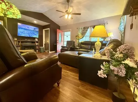 Living - 185 Laurel Dr, Fancy Gap, VA 24328 photo 3 of 3