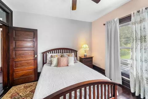 Bedroom - 665 Moore St, Bristol, VA 24201 photo 10 of 11