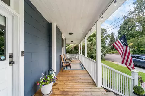 Exterior - 665 Moore St, Bristol, VA 24201 photo 4 of 5