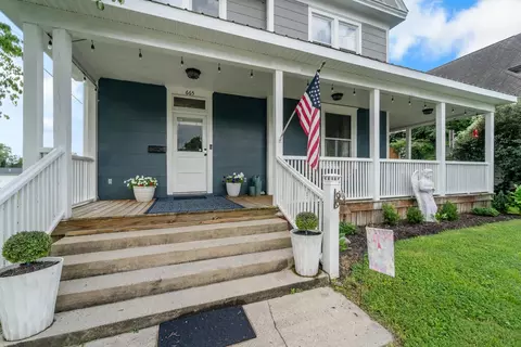 Exterior - 665 Moore St, Bristol, VA 24201 photo 2 of 5