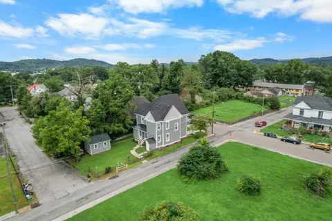 View/Area - 665 Moore St, Bristol, VA 24201 photo 2 of 2