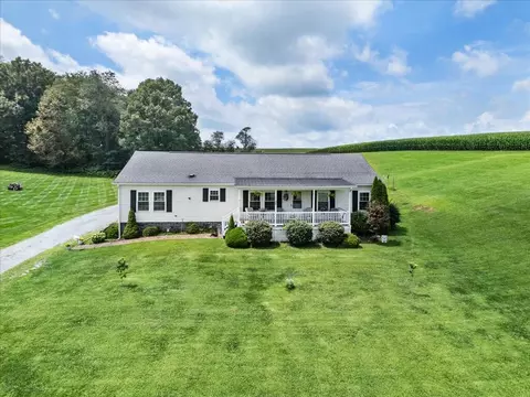 331 Richfield St, Rural Retreat, VA 24368
