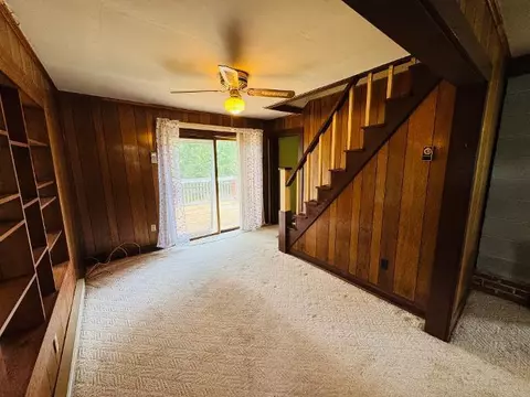 Living - 43 Raindrop Rd, Fancy Gap, VA 24328 photo 3 of 5