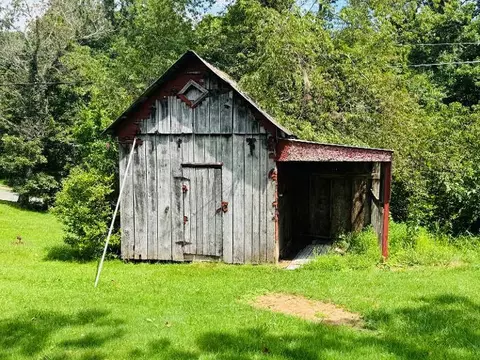 Exterior - 43 Raindrop Rd, Fancy Gap, VA 24328 photo 2 of 3