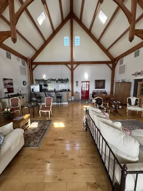 Living - 85 Moonlight Ln, Fancy Gap, VA 24328 photo 2 of 3