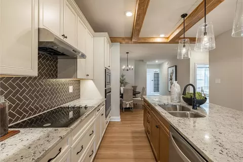 Kitchen - 311 Tailrace Dr, Abingdon, VA 24210 photo 4 of 4