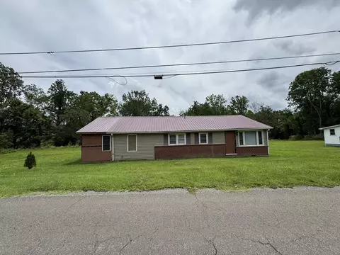 484 Riverside Rd, Chilhowie, VA 24319