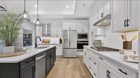 Kitchen - 351 Whites Mill Rd, Abingdon, VA 24210 photo 3 of 4