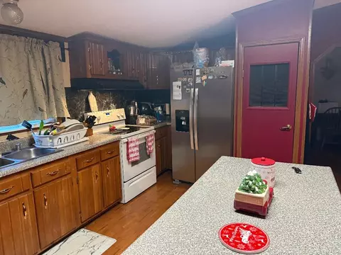 Kitchen - 129 Floyd St, Cedar Bluff, VA 24609 photo 1 of 3
