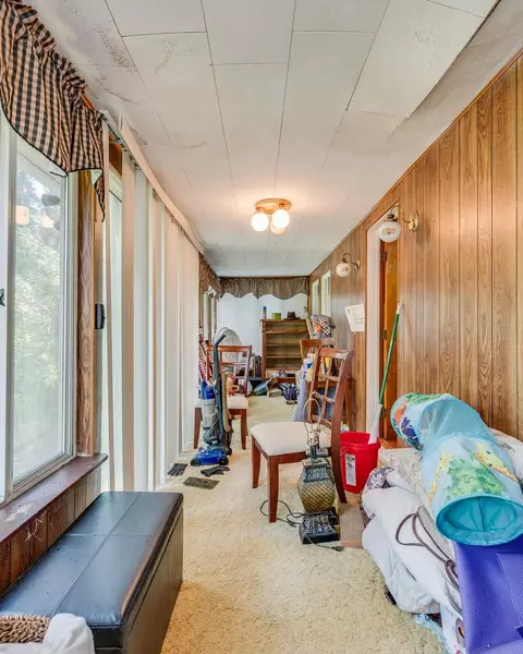 Exterior - 3808 Combs Ridge Rd, Honaker, VA 24260 photo 9 of 13