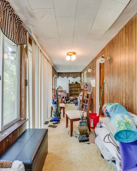 Exterior - 3808 Combs Ridge Rd, Honaker, VA 24260 photo 4 of 13