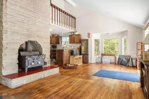 Living - 4681 Fishers View Rd, Pilot, VA 24138 photo 3 of 4