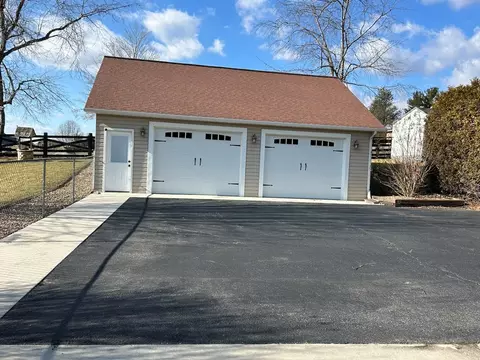 Exterior - 135 Pleasant Pine Dr, Max Meadows, VA 24360 photo 9 of 35
