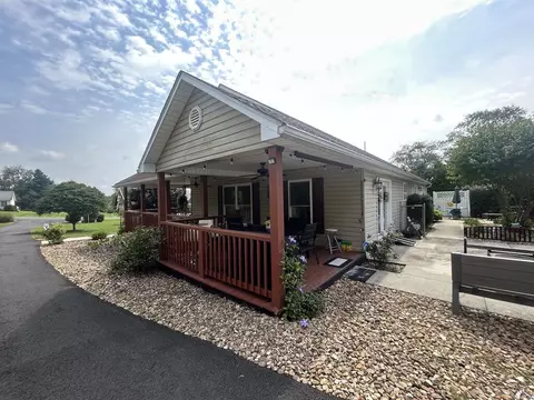 Exterior - 135 Pleasant Pine Dr, Max Meadows, VA 24360 photo 21 of 35