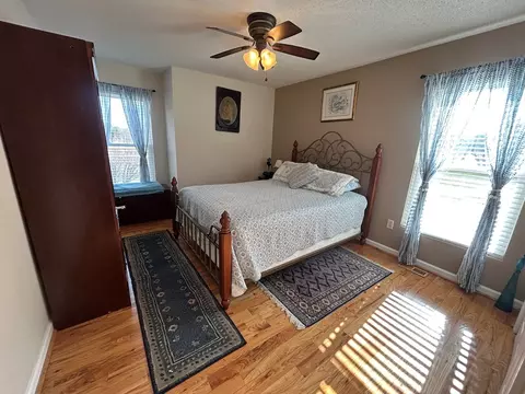Bedroom - 135 Pleasant Pine Dr, Max Meadows, VA 24360 photo 3 of 7