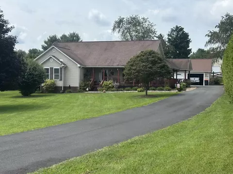 Exterior - 135 Pleasant Pine Dr, Max Meadows, VA 24360 photo 35 of 35