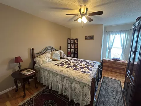 Bedroom - 135 Pleasant Pine Dr, Max Meadows, VA 24360 photo 2 of 7