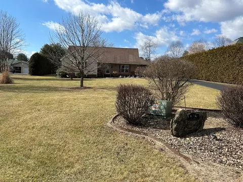 Exterior - 135 Pleasant Pine Dr, Max Meadows, VA 24360 photo 24 of 35