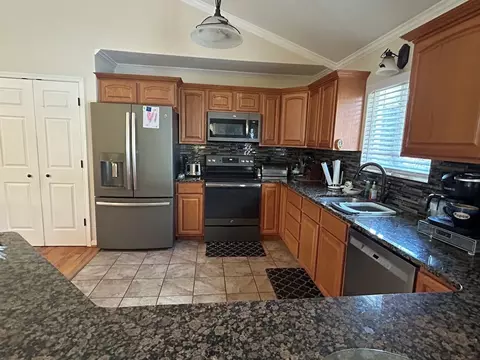 Kitchen - 135 Pleasant Pine Dr, Max Meadows, VA 24360 photo 3 of 6