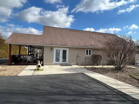 Other - 135 Pleasant Pine Dr, Max Meadows, VA 24360 photo 2 of 15