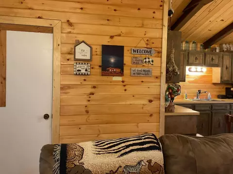 Entry Way - 437 Alpine Crst, Fancy Gap, VA 24328 photo 1 of 1