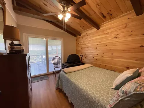 Bedroom - 437 Alpine Crst, Fancy Gap, VA 24328 photo 7 of 14