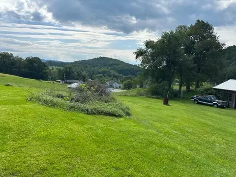 Exterior - 55 Ruby Ln, Troutdale, VA 24378 photo 11 of 12