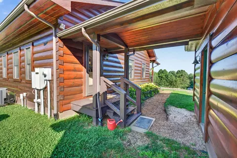 Exterior - 454 Gibson Knob Rd, Laurel Fork, VA 24352 photo 3 of 11
