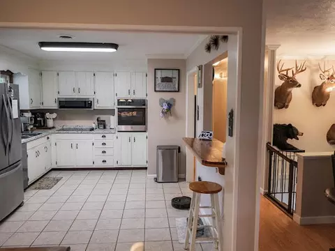 Kitchen - 25597 Cornelius Dr, Abingdon, VA 24211 photo 1 of 4