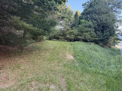 10386 Elk Creek Pkwy, Elk Creek, VA 24326