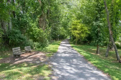 Exterior - 23544 Winterham Dr, Abingdon, VA 24211 photo 7 of 12