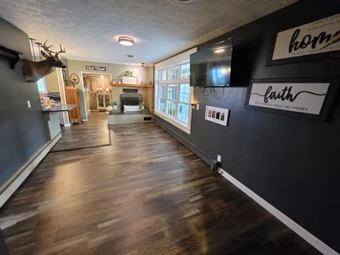 Living - 377 Tower Rd, Galax, VA 24333 photo 4 of 6