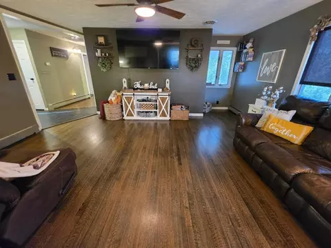 Living - 377 Tower Rd, Galax, VA 24333 photo 2 of 6
