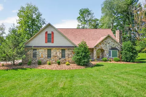 705 N 30th St, Wytheville, VA 24382