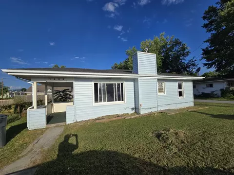 1608 F St, Kingsport, TN 37664