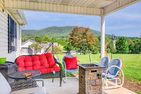 Exterior - 108 White Tail Dr, Max Meadows, VA 24360 photo 9 of 11