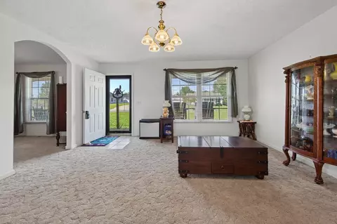 Entry Way - 108 White Tail Dr, Max Meadows, VA 24360 photo 2 of 3