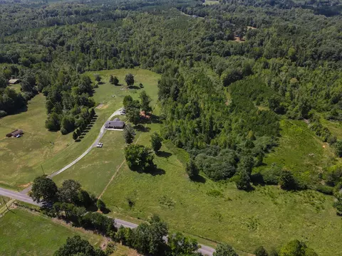 View/Area - 680 Meeks Rd, Ridgeway, VA 24148 photo 7 of 14
