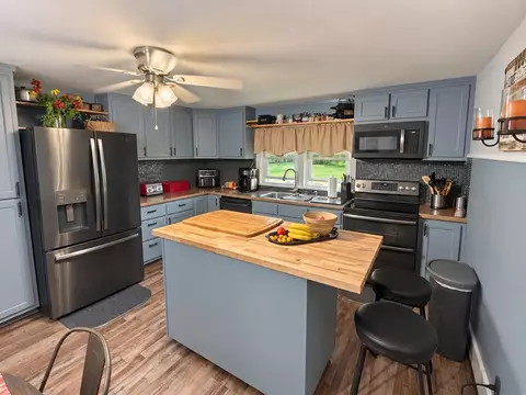 Kitchen - 821 Byllesby Rd, Ivanhoe, VA 24350 photo 1 of 2