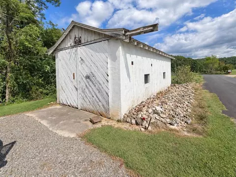 Exterior - 821 Byllesby Rd, Ivanhoe, VA 24350 photo 3 of 3