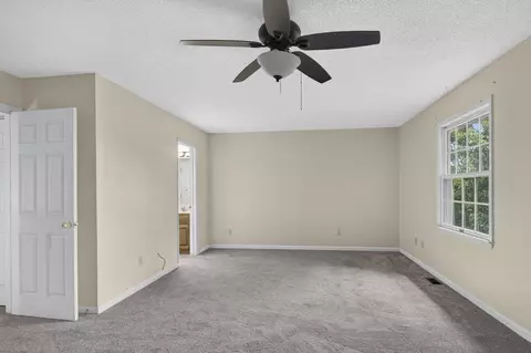 Bedroom - 680 Thompson Dr, Abingdon, VA 24210 photo 10 of 10