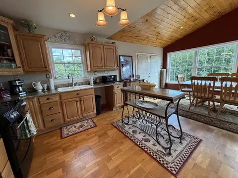 Kitchen - 310 Vfw Rd, Patrick Springs, VA 24133 photo 3 of 4