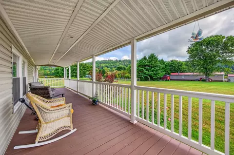 Exterior - 3687 Ivanhoe Rd, Ivanhoe, VA 24350 photo 4 of 6