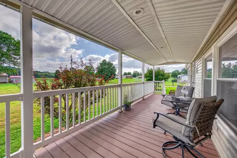 Exterior - 3687 Ivanhoe Rd, Ivanhoe, VA 24350 photo 5 of 6