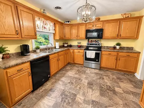 Kitchen - 321 Star St, Pounding Mill, VA 24637 photo 2 of 2