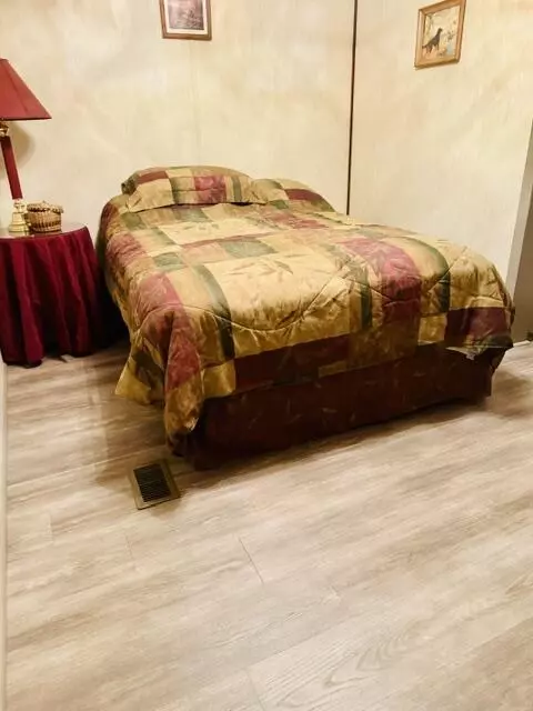 Bedroom - 750 Apache Tr, Fancy Gap, VA 24328 photo 1 of 2