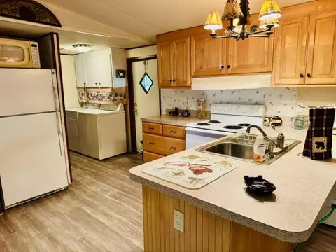Kitchen - 750 Apache Tr, Fancy Gap, VA 24328 photo 1 of 2