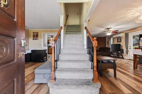 Entry Way - 403 Wright Mountain Dr, Bland, VA 24315 photo 1 of 6