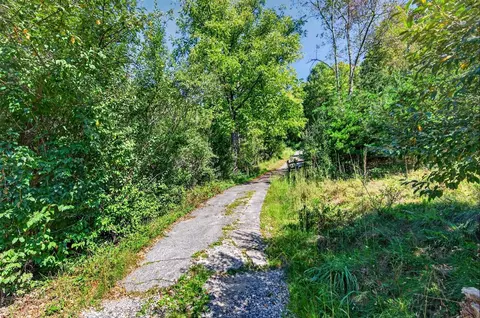 Exterior - 403 Wright Mountain Dr, Bland, VA 24315 photo 15 of 27